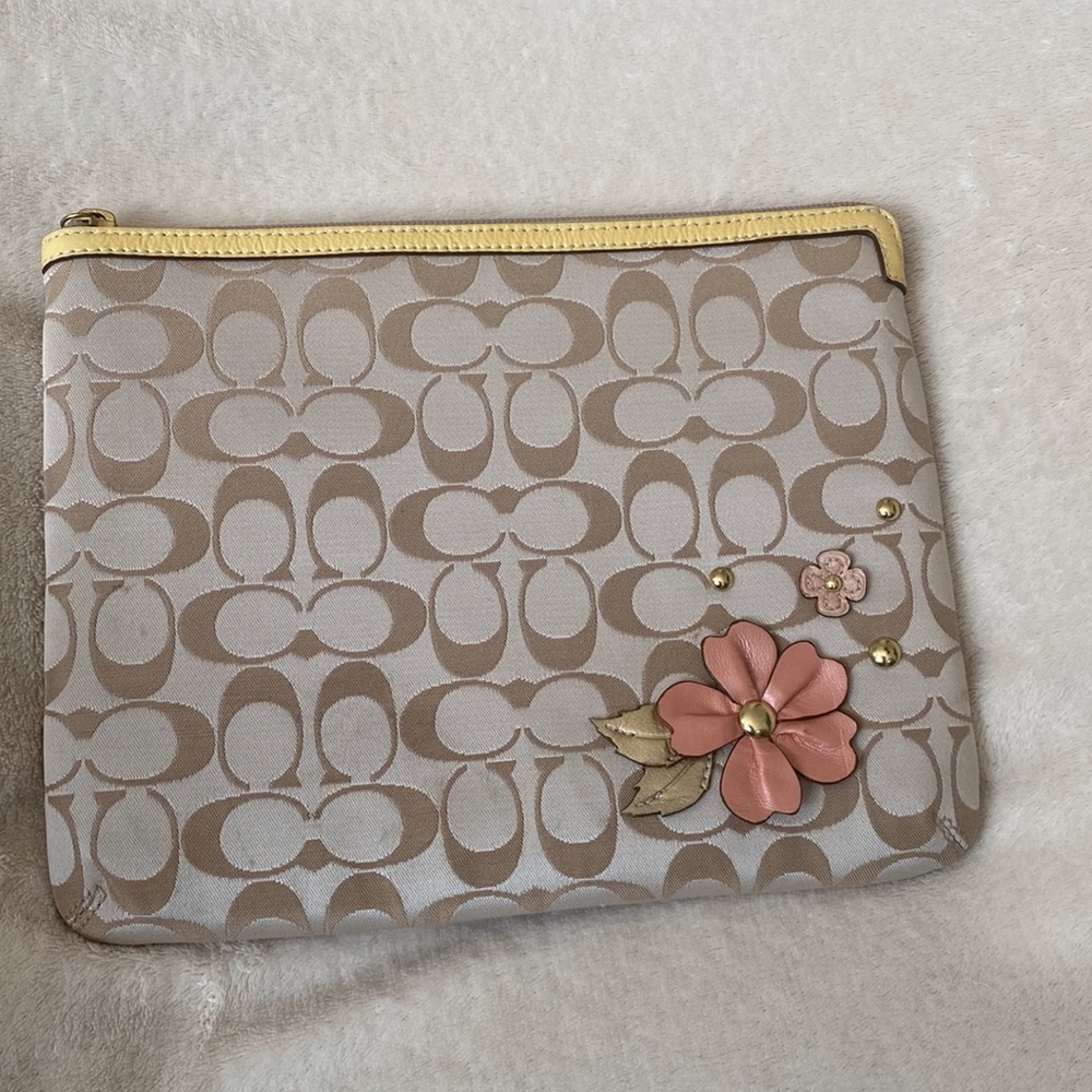 Authentic Euc Coach Ipad Or Reader Case - image 1